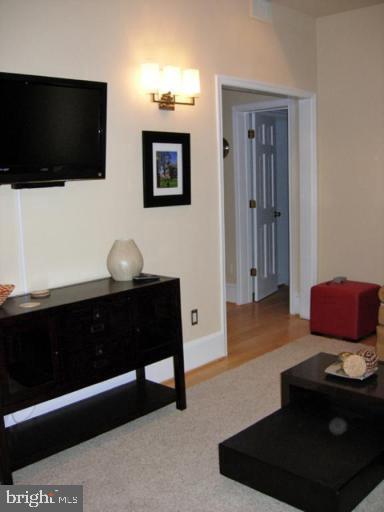 Primary Photo - 203 N Patrick St