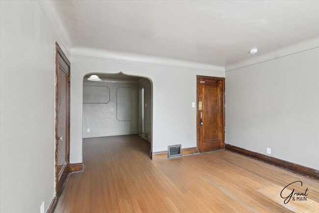 Building Photo - 14027 Montrose St