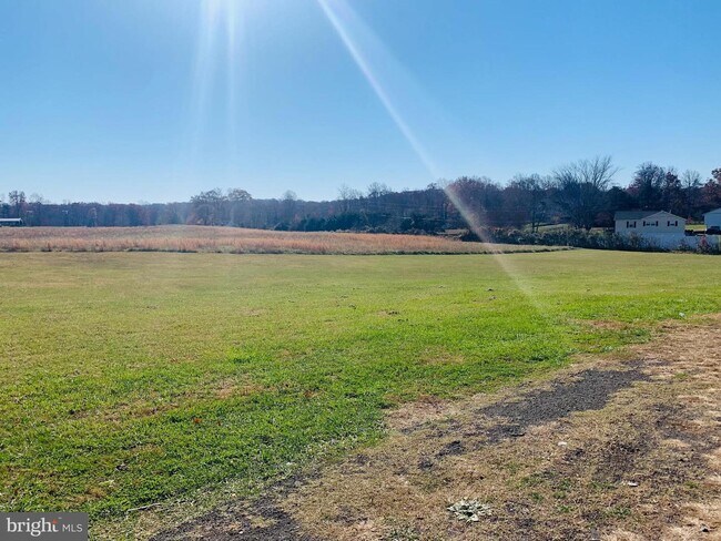 Foto del edificio - 1566 Garrisonville Rd