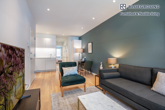 Foto del edificio - 1650 Avon Pl NW