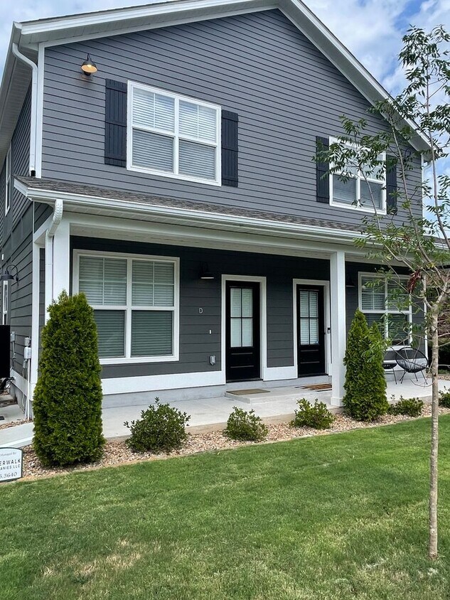 Primary Photo - Argenta 1 Bed 1.5 Bath Luxury Energy Effic...