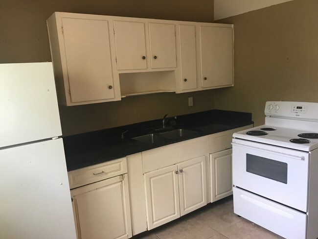 Foto del edificio - 1837 Brookview Dr S