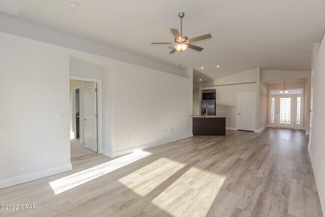 Foto del edificio - 3864 Redbud Lane