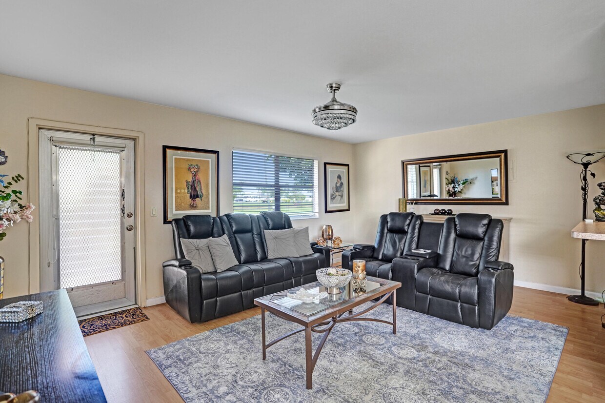 Foto principal - 338 Seville Terrace