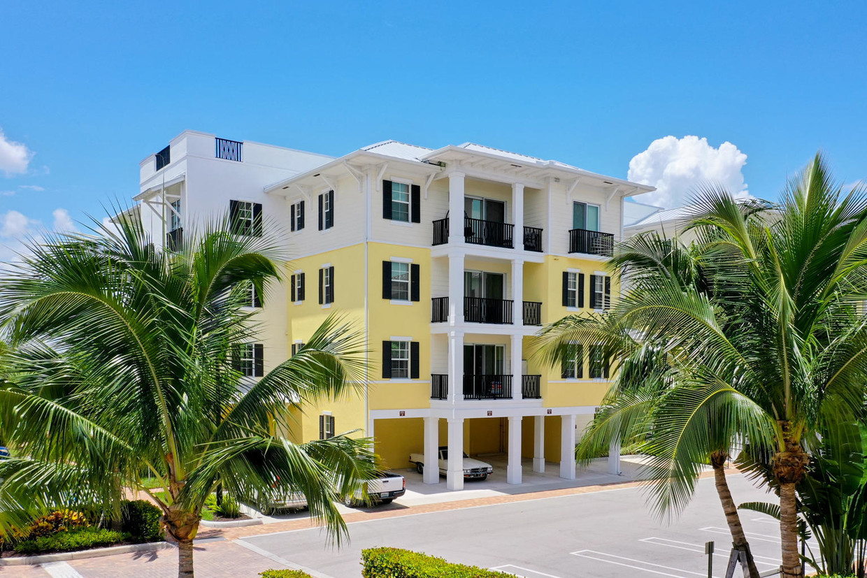 Foto principal - 3130 W Latitude Cir