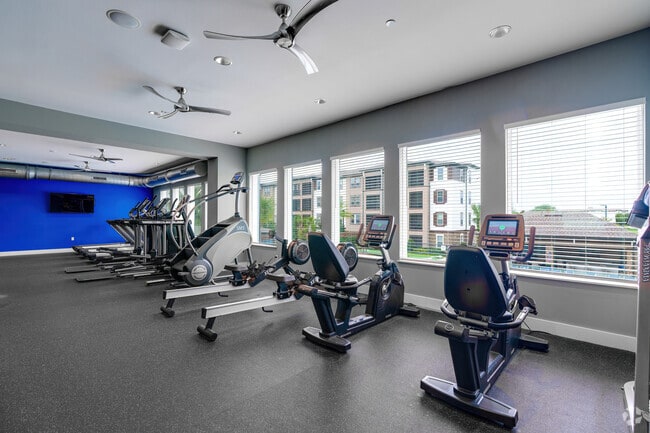 Fitness Center - The Oasis at Moss Park Preserve
