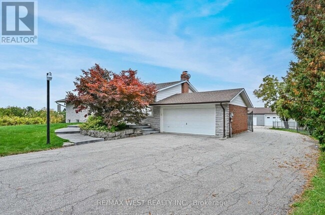 Photo du bâtiment - 12370 Creditview Rd
