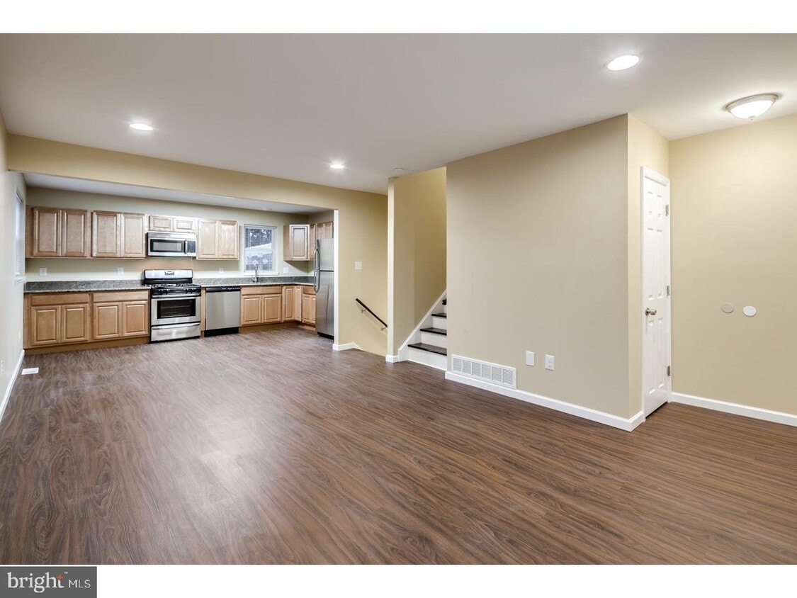 213 Chatham Dr, Lindenwold, NJ 08021 House Rental in Lindenwold, NJ