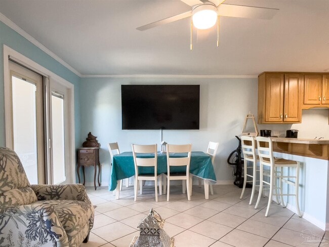 Foto del edificio - 13351 Johnson Beach Rd
