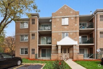 Building Photo - 5357 N East River Rd