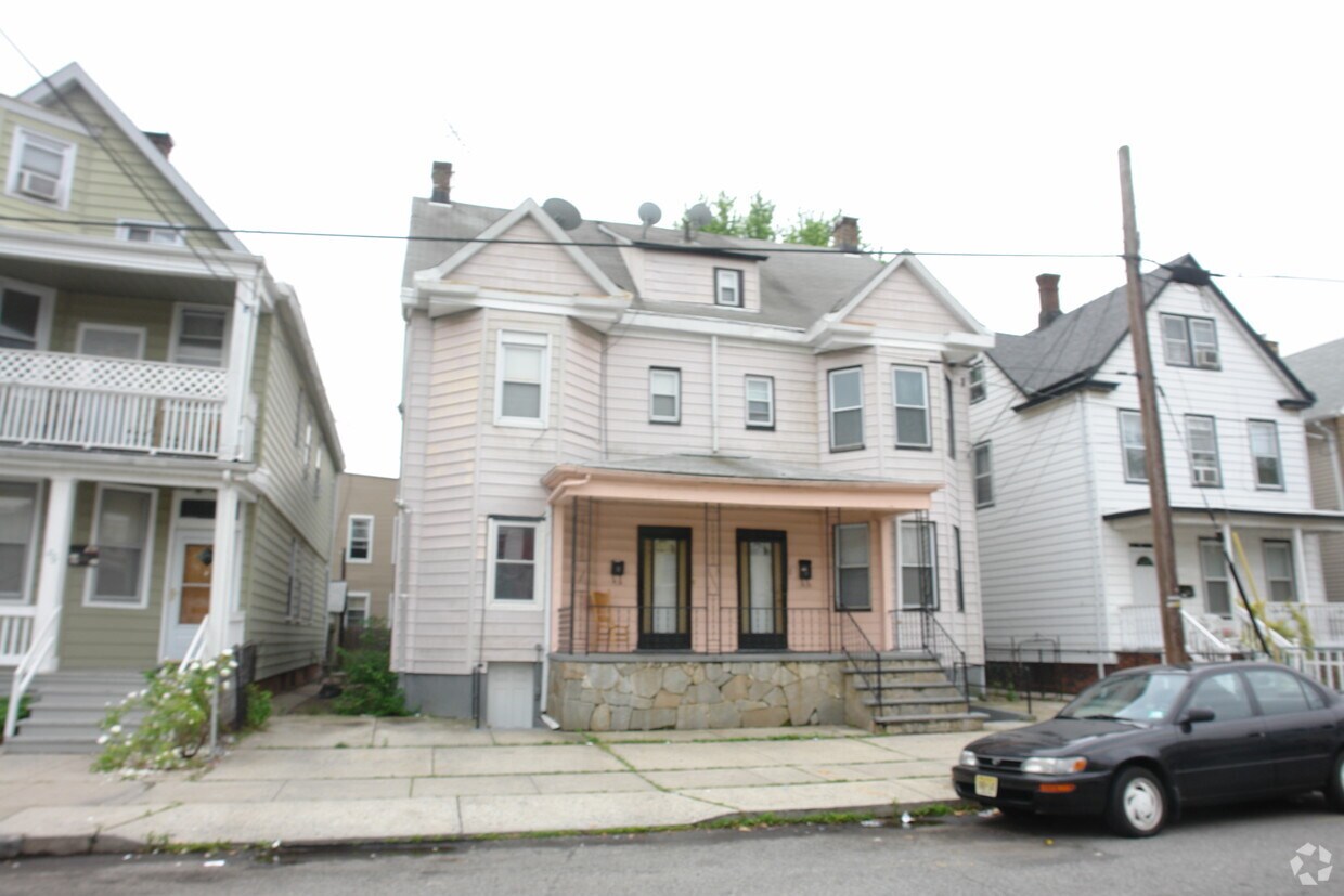 207 Broad St, Perth Amboy, NJ 08861 Apartments in Perth Amboy, NJ