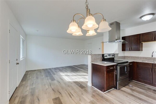 Foto del edificio - 1840 Harding St