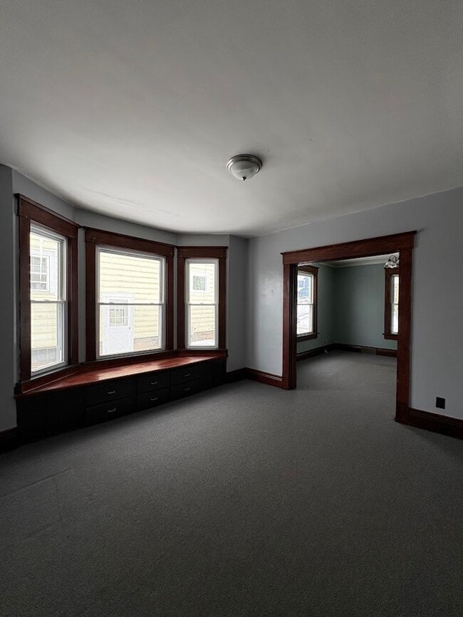 Foto del edificio - Large 3 bedroom home for rent - Massillon