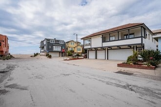 Building Photo - 3700 Ocean Dr