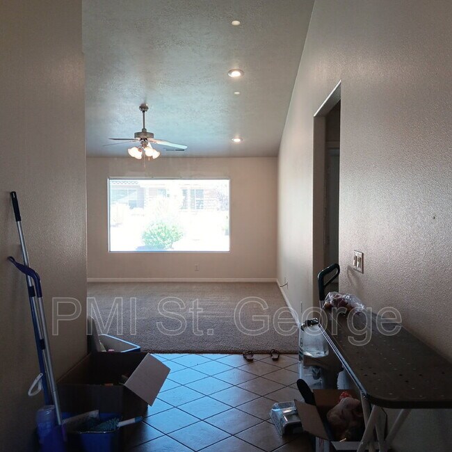 Building Photo - 340 W 350 S