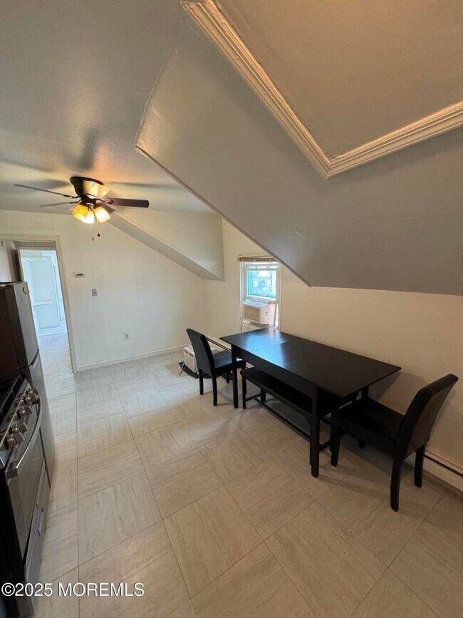 Foto del edificio - 172 Carr Ave