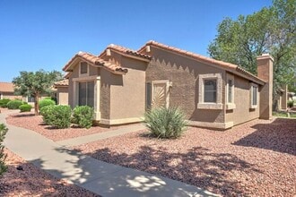 Building Photo - 7040 W Olive Ave
