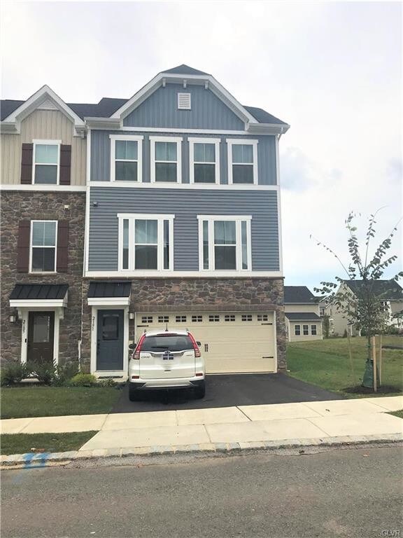 2191 Cook Dr, Bethlehem, PA 18020 Townhome Rentals in Bethlehem PA