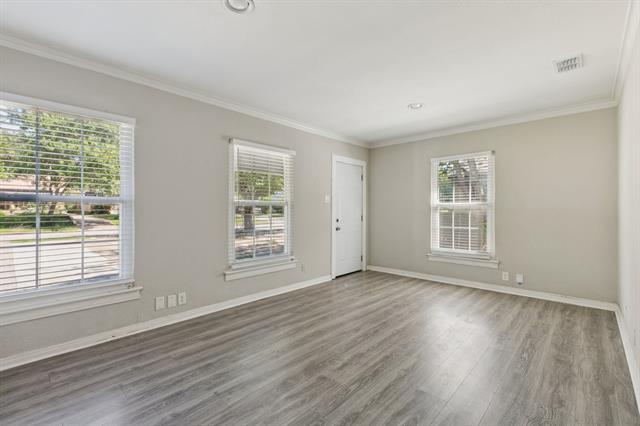 Foto del edificio - 2422 Roanoke Ave