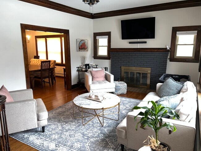 Living Room - 111 North Clara Pl Townhome
