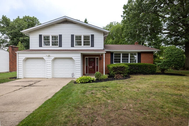 Building Photo - 2445 Olentangy Dr