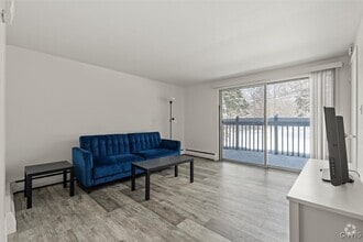 Building Photo - 204 Ostrom Ave