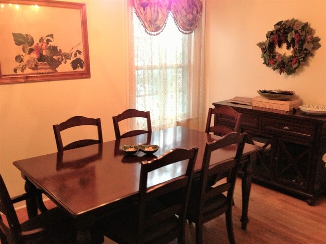 Dining Room - 17 Sherman Ave