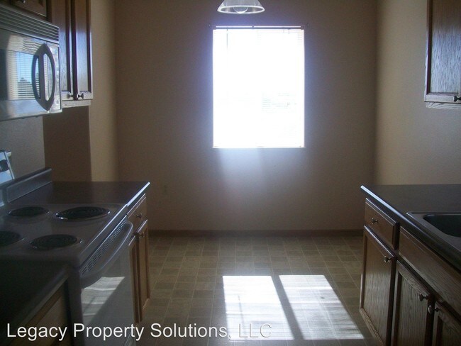 Foto del edificio - 3216-3222 Randy Rd