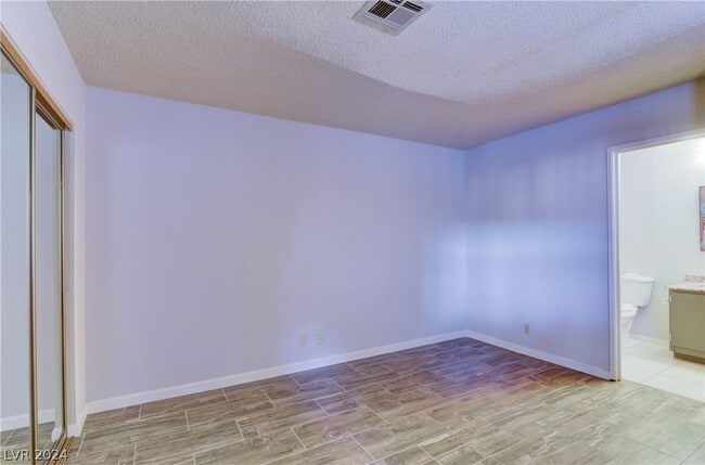 Building Photo - 417 N Lamb Blvd