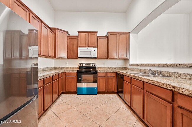 Foto del edificio - 7136 W Forest Grove Ave