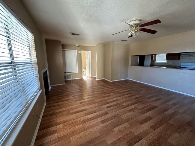 Foto del edificio - 105 Shannon Cir