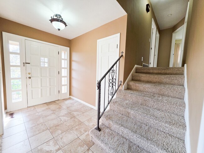 Foto del edificio - 2004 Rehfeld Dr