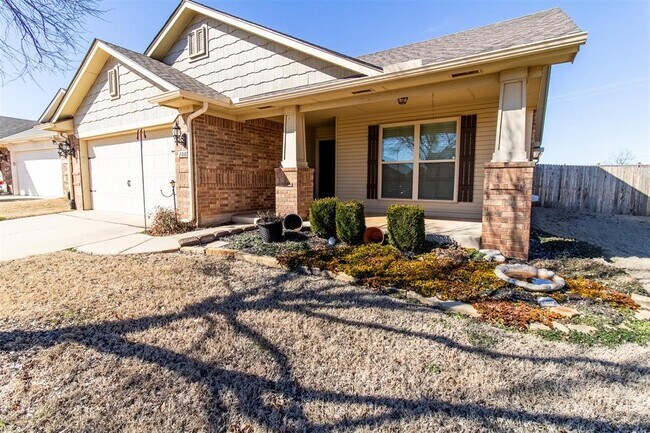 Building Photo - 1009 Bear Mountain Dr