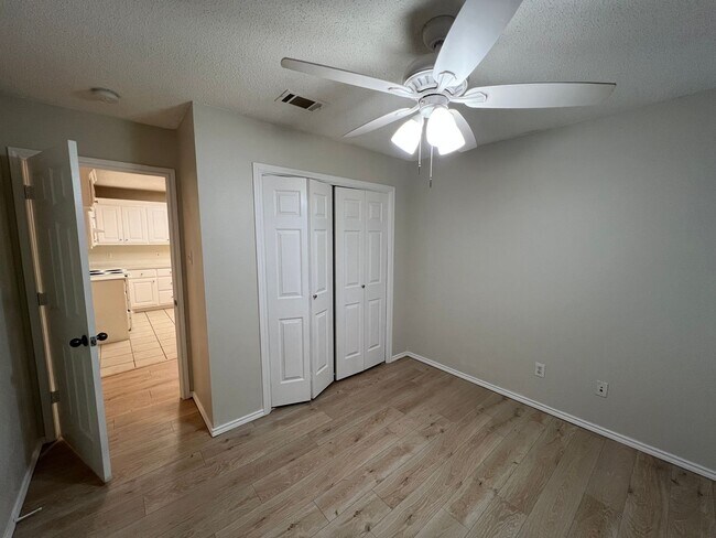 Building Photo - 3110 110th St