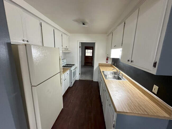 Foto del edificio - 3974 Berkshire Ave