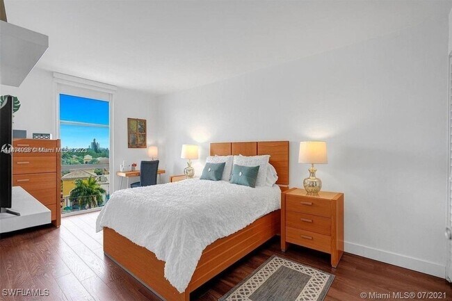 Foto del edificio - 13499 Biscayne Blvd