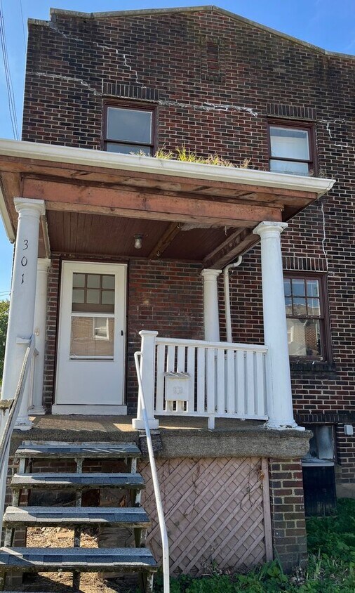 Primary Photo - Two Bedroom Townhouse