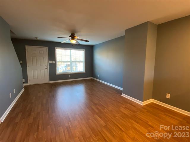 Foto del edificio - 2150 Dean Ln