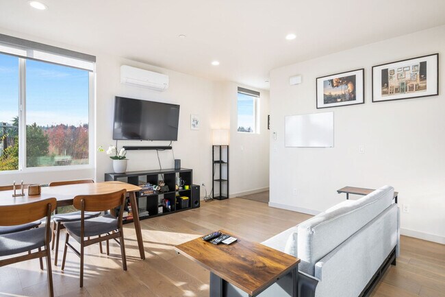 Foto del edificio - 3900 Leary Wy NW