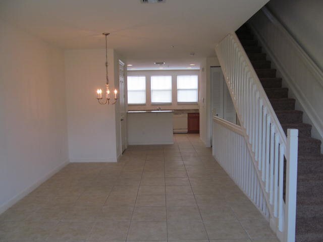 Foto del edificio - 883 Millbrae Ct