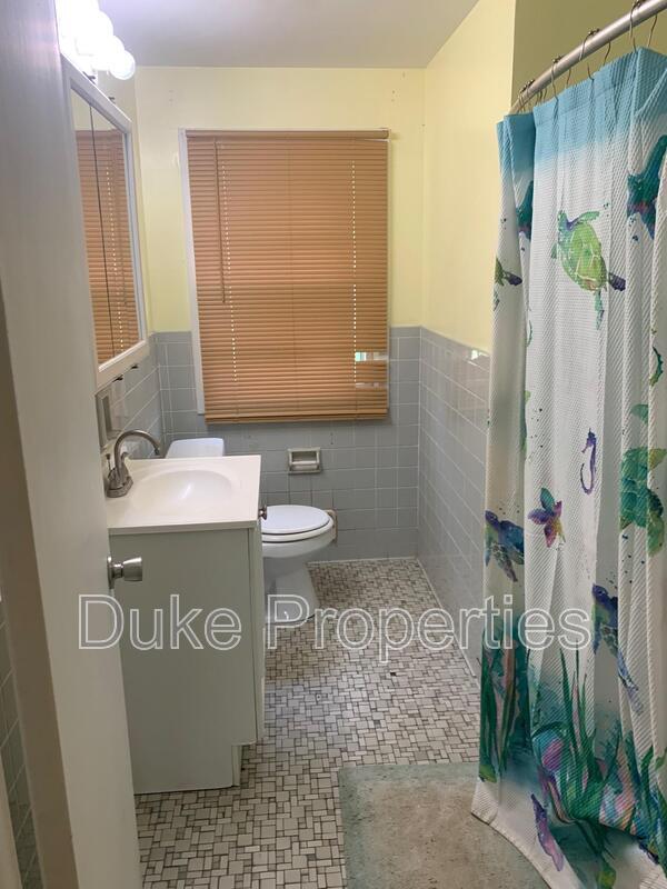 Building Photo - 261 Morrow Dr