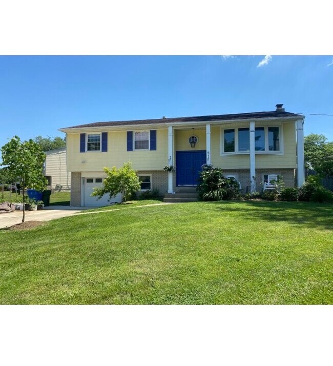 Foto del edificio - 5 Knollwood Dr