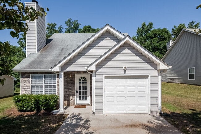 Building Photo - 4195 Clarks Tr