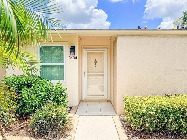 Building Photo - 2604 Woodgate Ln