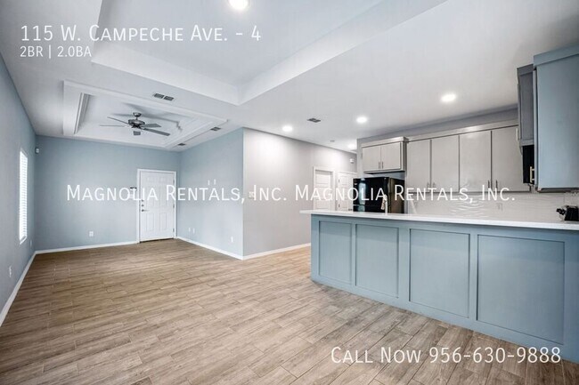 Building Photo - 115 W Campeche Ave
