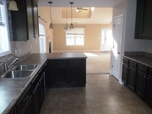 Building Photo - 216 Maidstone Dr