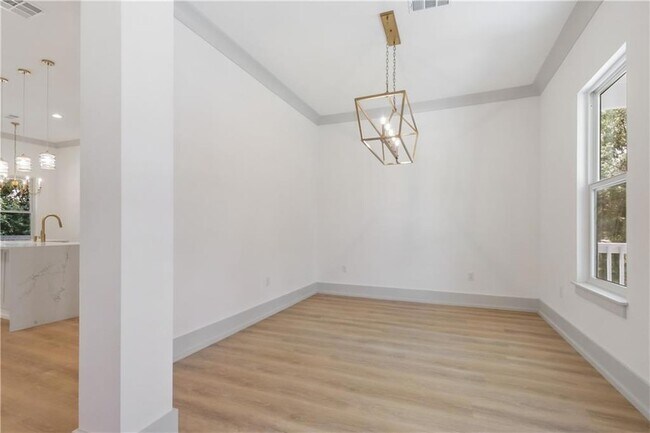 Foto del edificio - 814 W 19th Ave