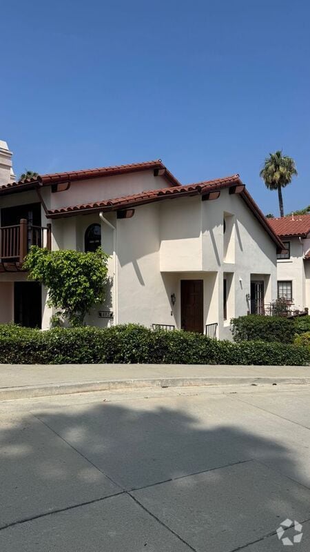 Building Photo - 452 E Bougainvillea Ln