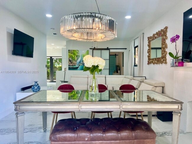 Building Photo - 8280 NE 1st Pl