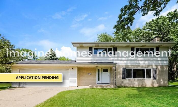 Primary Photo - Fully Renovated 4 Bedroom Single Family Ho...